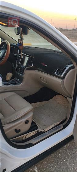 جيب جراند شيروكي